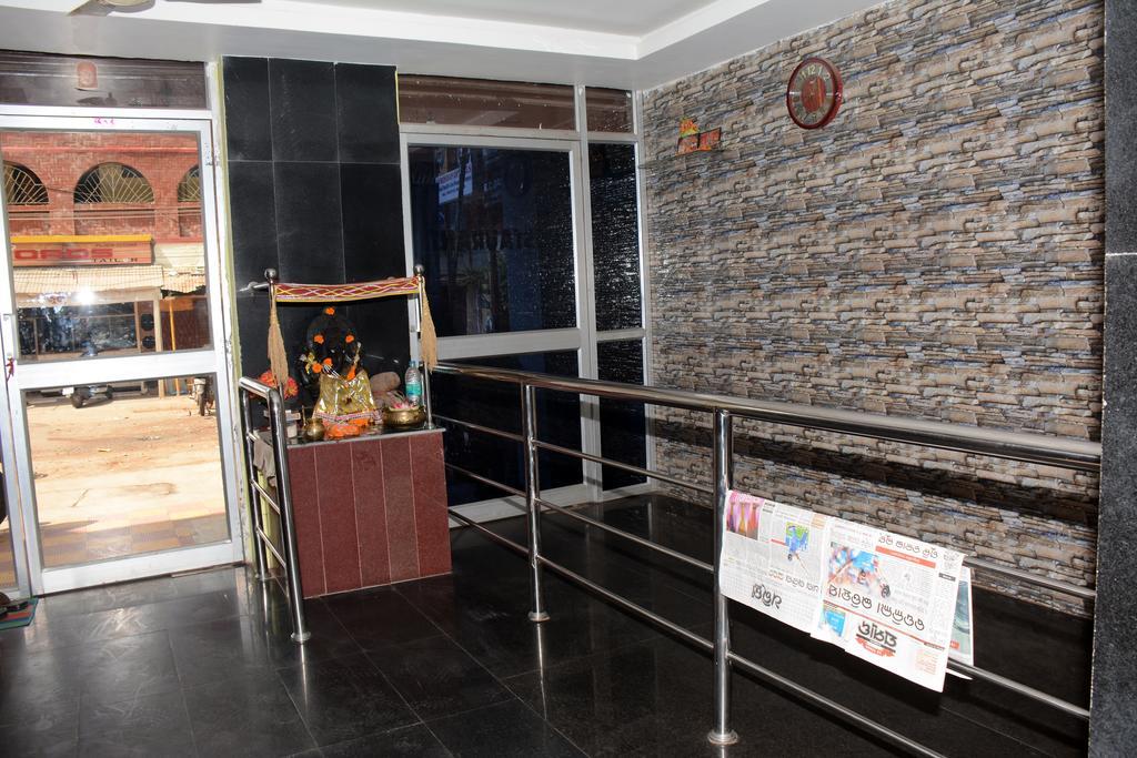 Hotel Nirmal Inn Bhubaneswar Exterior foto