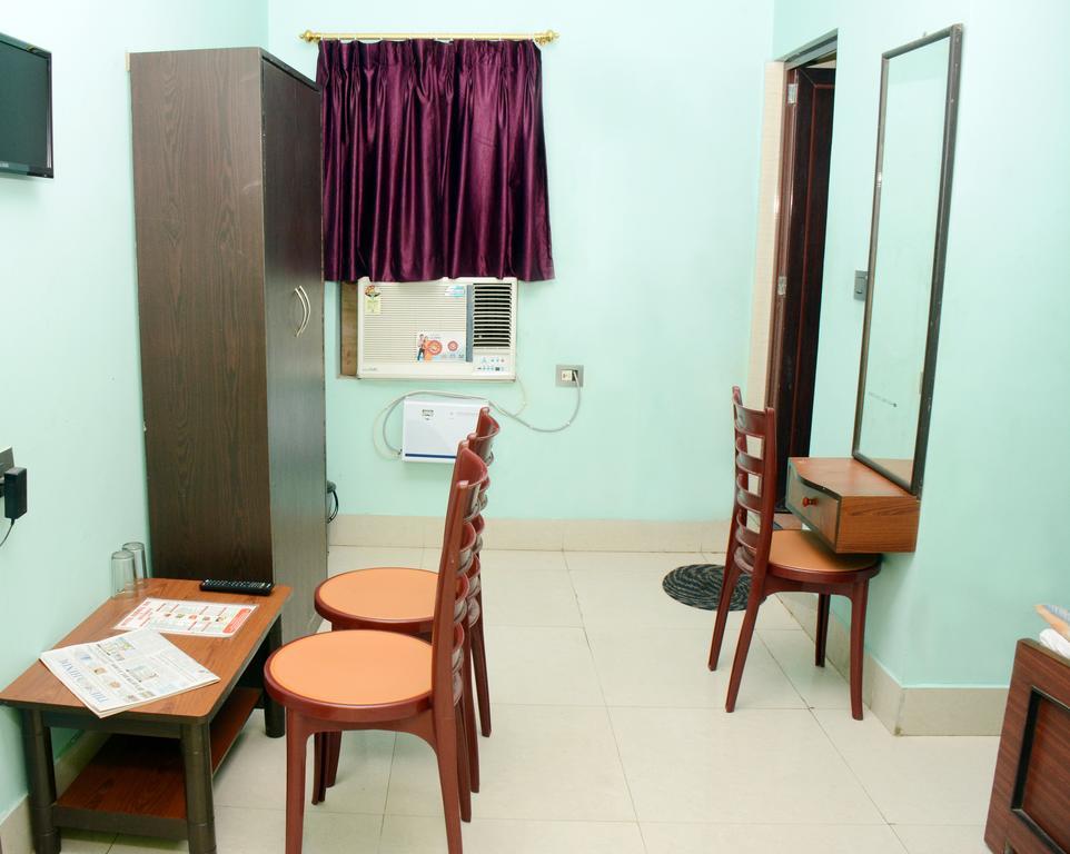 Hotel Nirmal Inn Bhubaneswar Habitación foto